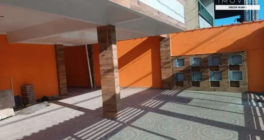 Casa/Sobrado em Condominio com 2 dormitórios e 2 banheiros na Vila Tupi/Praia Grande