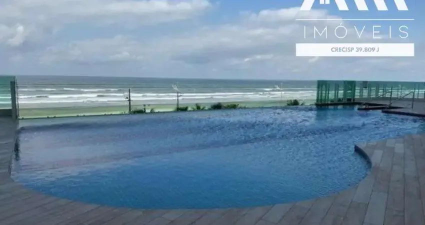 Apartamento com 76 M² em Praia Grande, Maracanã, prédio frente ao mar, com lazer completo.