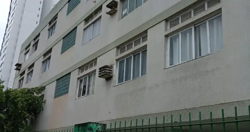 Alugo Apto em Boa viagem Edf. Aeromar na Av. Cons. Aguiar, 970 - apto 202 de escada, recém reformado, armário de cozinha novos, c/ 79m2, sala para 2 ambientes, 3 qts, sendo 1 suíte, guarda roupas em t