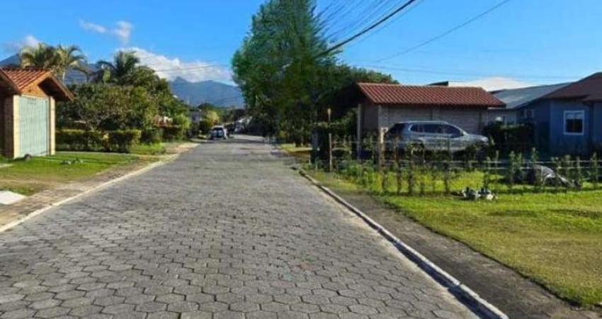 Casa para Venda em Palhoça, Rio Grande, 3 dormitórios, 1 suíte, 1 banheiro, 3 vagas