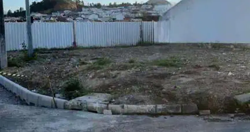 Terreno à venda na Rua Cândido Costa, Bela Vista, Palhoça