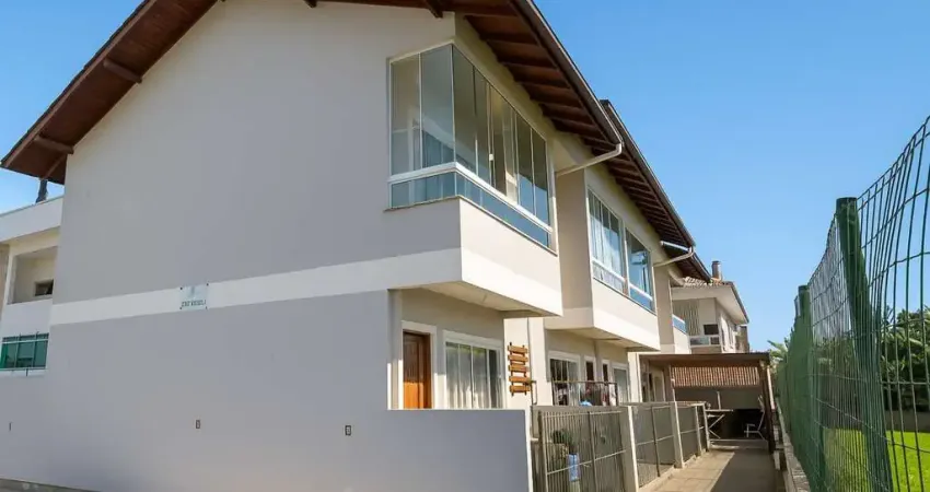 Sobrado para venda em palhoça, barra do aririu, 2 dormitórios, 2 banheiros, 1 vaga