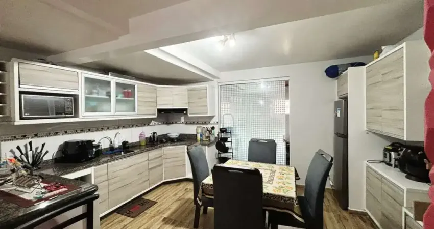 Casa para Venda em Palhoça, Centro, 2 dormitórios, 1 suíte, 1 banheiro, 1 vaga
