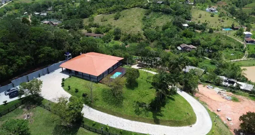 Sítio para Venda em Santo Amaro da Imperatriz, Pagará Grande, 4 dormitórios, 2 suítes, 3 banheiros, 12 vagas