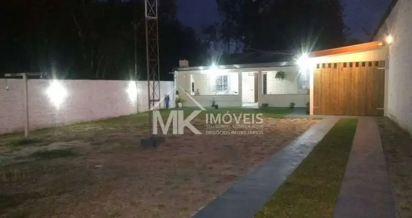 Casa à venda na Avenida Paranaguá, Centro, Matinhos