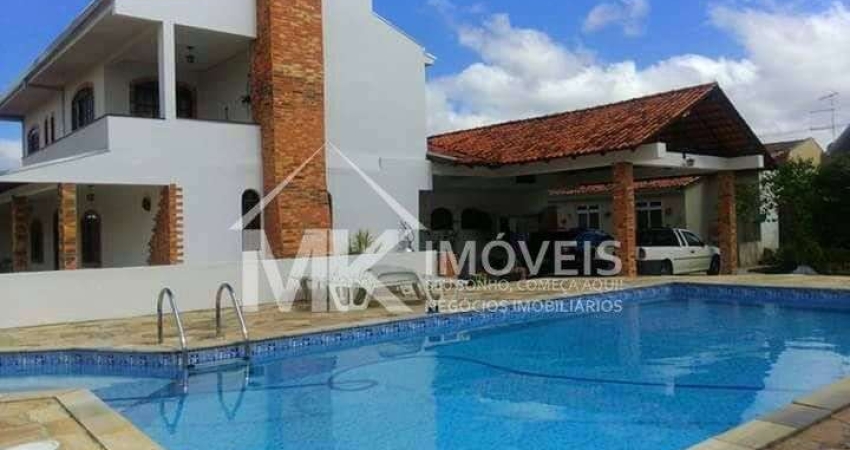 Casa à venda na Rua Edinei de Lima Godoy, Pineville, Pinhais