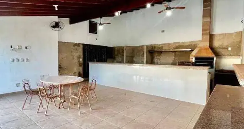 Casa com 4 quartos à venda na Rua 10, Centro, Barretos