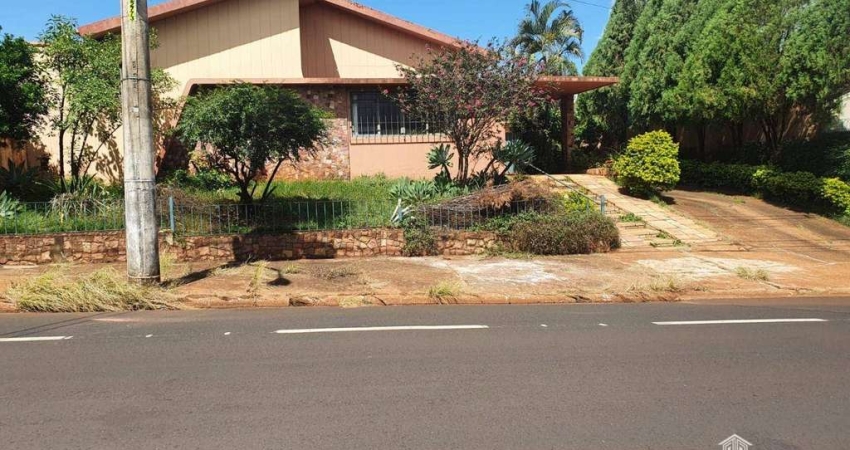 Casa com 3 dormitórios à venda, 319 m² por R$ 700.000,00 - Primavera - Barretos/SP
