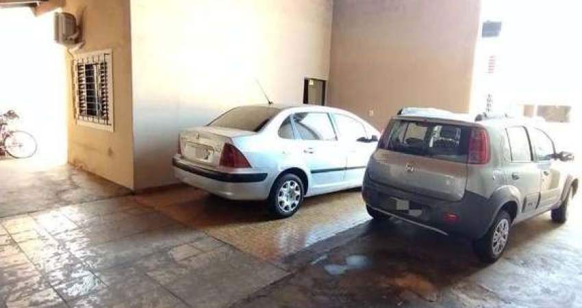 Casa com 3 quartos à venda na Avenida 25, São Jorge, Barretos