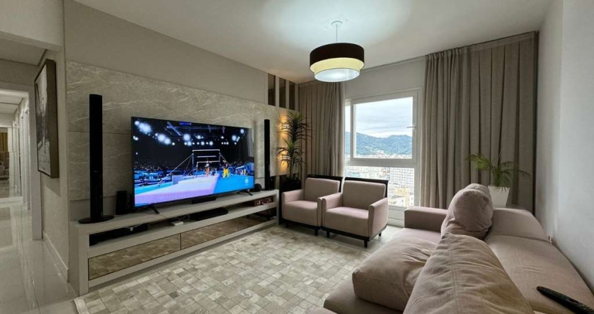Apartamento com 3 quartos à venda na Rua 961, 22, Centro, Balneário Camboriú