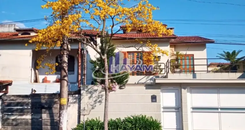 Casa com 3 quartos à venda na Praça Doutor Renato B. Della Togna, 30, Centro, Biritiba-Mirim