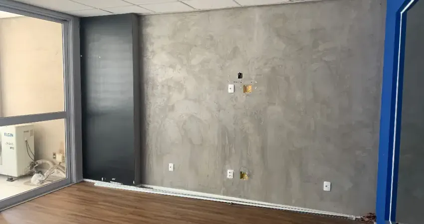 Sala comercial de 62 metros, 02 vagas, chácara santo antônio