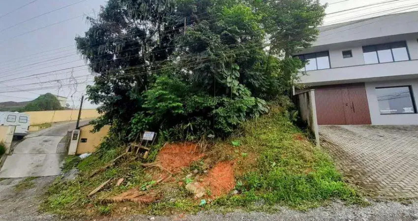 Terreno à venda na Rua Londrina, São Marcos, Joinville