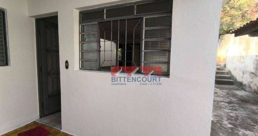 Casa com 3 dormitórios para alugar por R$ 1.400,00/mês - Jardim Tarumã - Jundiaí/SP