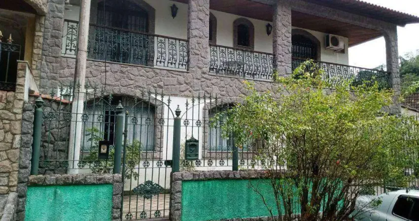 Casa com 5 dormitórios à venda, 283 m² por R$ 1.050.000,00 - Vila Valqueire - Rio de Janeiro/RJ