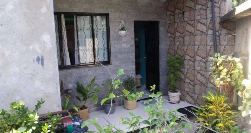 Casa com 3 dormitórios à venda, 250 m² por R$ 360.000,00 - Oswaldo Cruz - Rio de Janeiro/RJ