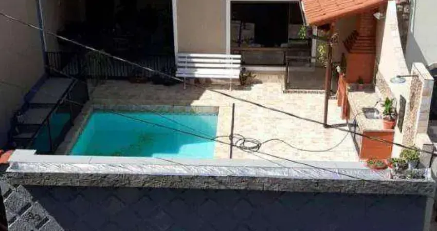 Casa com 3 dormitórios à venda, 130 m² por R$ 720.000,00 - Vila Valqueire - Rio de Janeiro/RJ