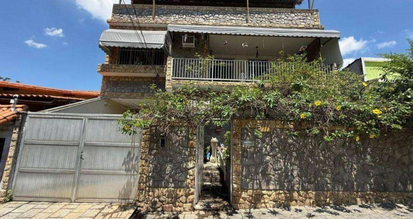 Casa com 3 quartos à venda, 462 m² por R$ 1.500.000 - Jardim Sulacap - Rio de Janeiro/RJ