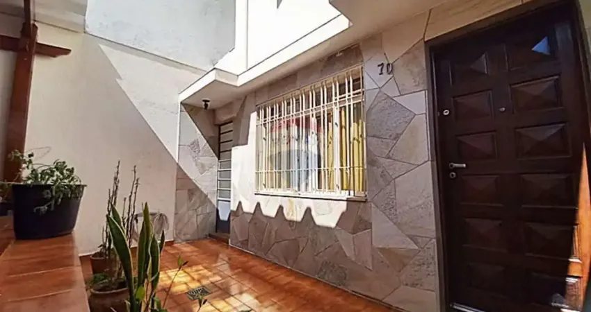 Sobrado à venda 3 dormitórios, 2 vagas de garagem Vila Gumercindo