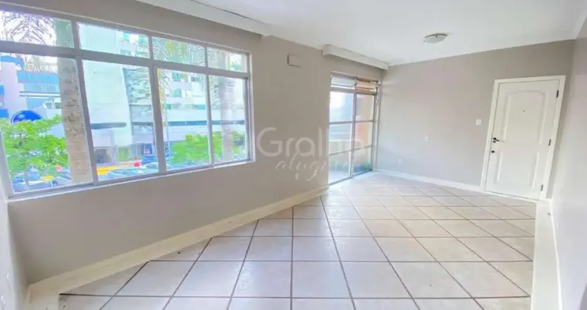 Apartamento com 3 quartos para alugar na Largo São Sebastião, 61, Centro, Florianópolis