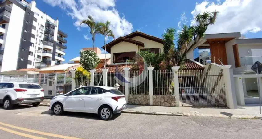 Casa com 5 quartos para alugar na Rua Abelardo Luz, 193, Balneário, Florianópolis