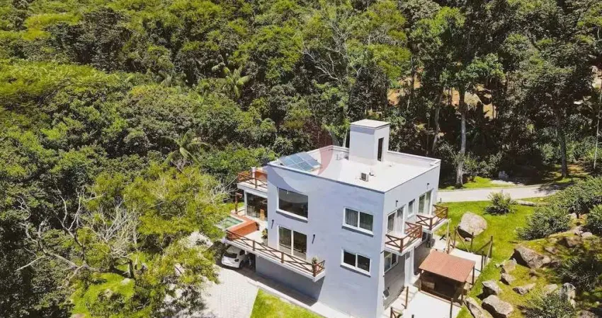 Casa em condomínio fechado com 4 quartos para alugar na Estrada Rozália Paulina Ferreira, 3420, Armação do Pântano do Sul, Florianópolis