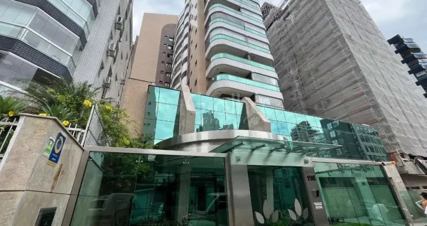 Apartamento com 3 quartos para alugar na Rua Alves de Brito, 198, Centro, Florianópolis