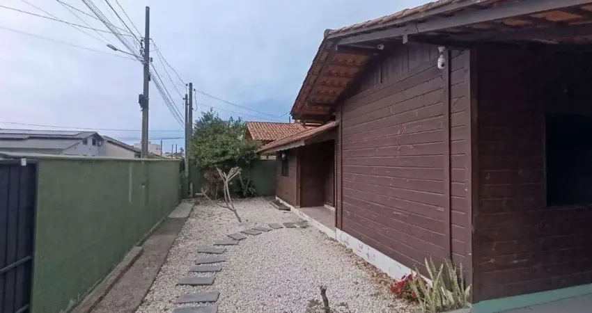 Casa aconchegante em itajuba: 2 quartos, 2 edículas e garagem para 3 carros!