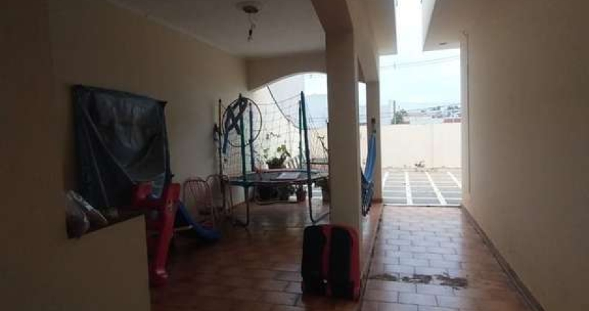 Casa com 3 dormitórios à venda, 192 m² por R$ 1.000.000 - Bosque da Saúde - Americana/SP