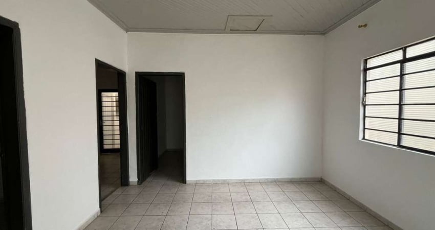 Casa com 2 dormitórios à venda, 58 m² por R$ 220.000,00 - Vila Jones - Americana/SP