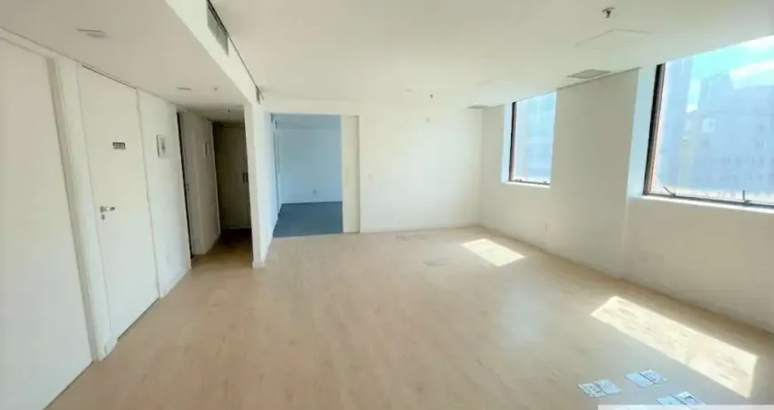 Jardim América, com 106,50 mts, úteis em vão livre, 3 vagas
