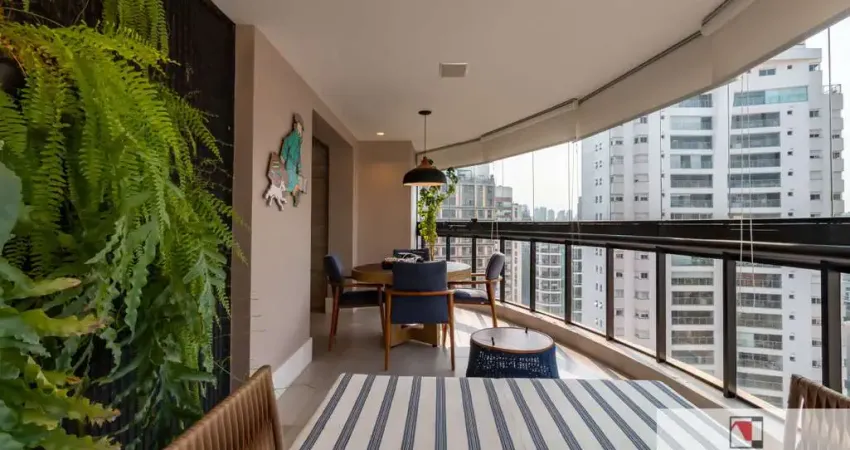 Vendo Apartamento no Pananby reformado, com 160 mts, 4 vagas