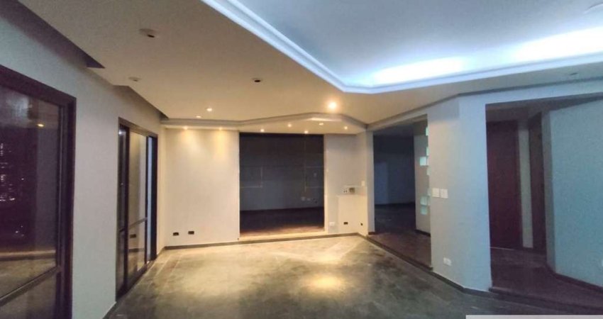Vendo apartamento com 3 dormitórios sendo 1 suíte no Morumbi