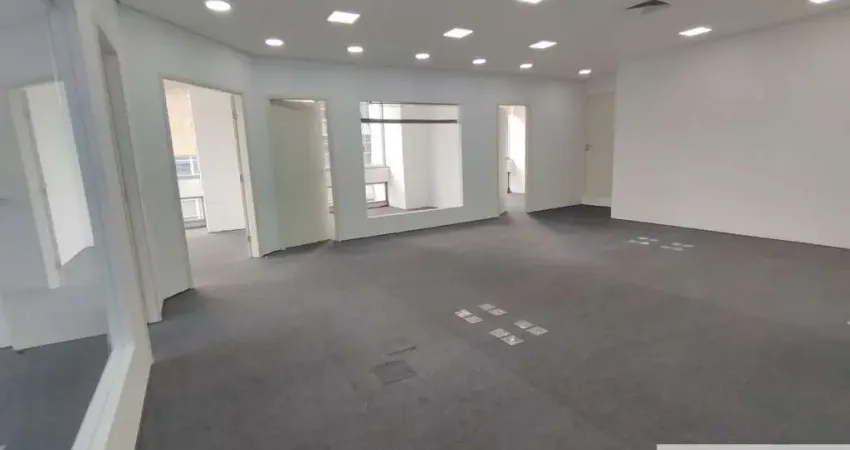Sala comercial com 15 salas para alugar na Rua Líbero Badaró, 293, Centro, São Paulo