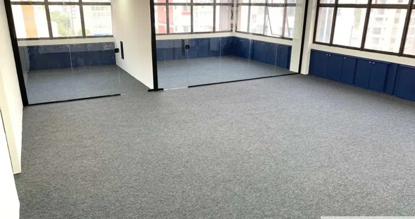 Sala comercial com 3 salas para alugar na Rua Laplace, 96, Brooklin Paulista, São Paulo