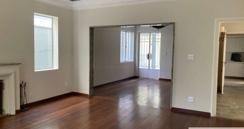 Alugo 4 dormitórios sendo 3 suítes no Jardim Paulista