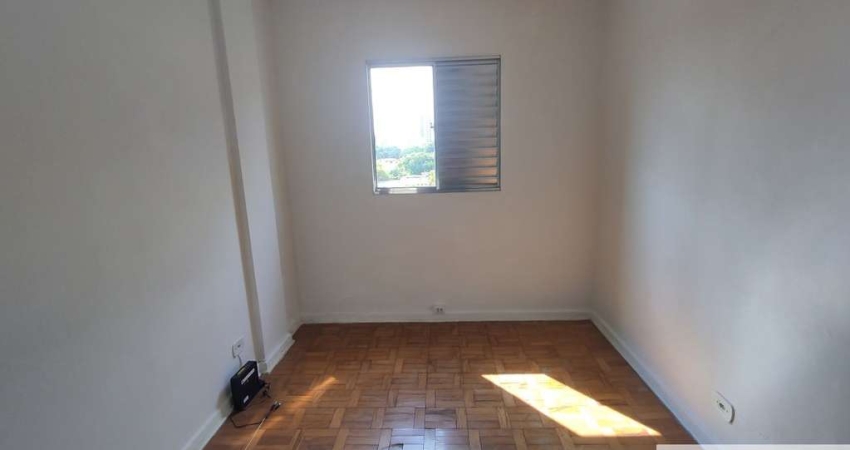 Vendo Studio no Planalto Paulista, próximo Av. Indianópolis