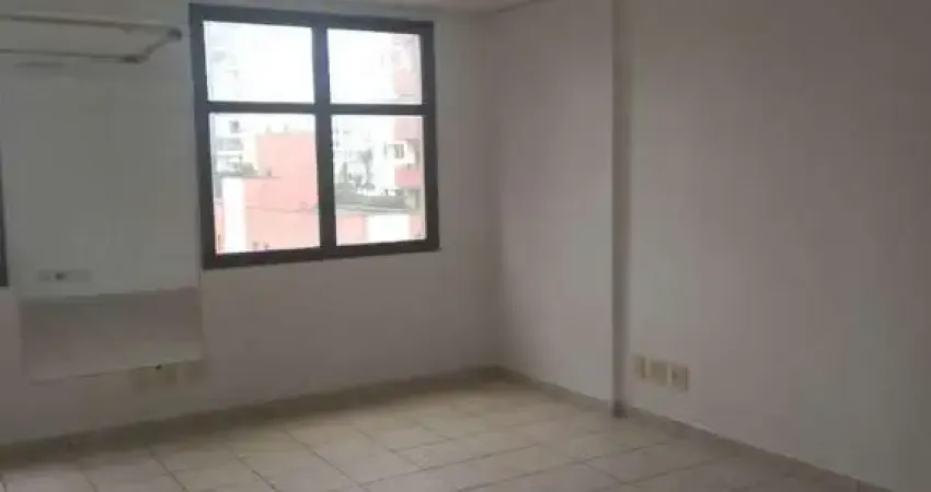 Alugo conjunto comercial próximo hospital leforte jd.guedala