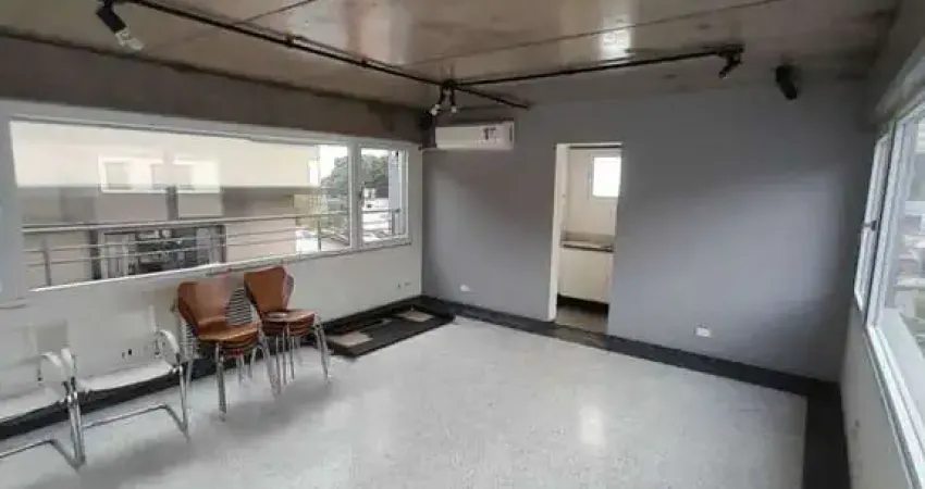 Conjunto Comercial na Vila Madalena esquina com  69 m ²