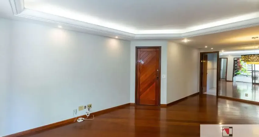 Apartamento com 4 quartos para alugar na Avenida Pavão, 135, Moema, São Paulo