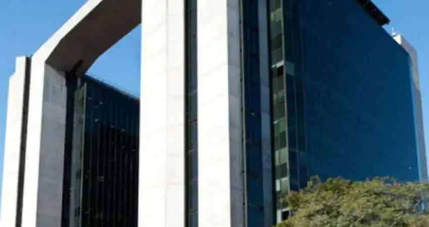 Laje com 697 m² no Centro Administrativo Santo Amaro na Granja Julieta.