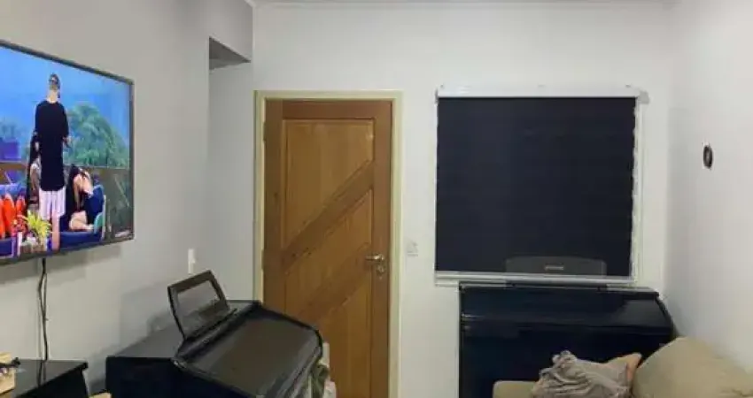 Casa em Condominio Fechado, com 2 dormitorios a venda na Saude.