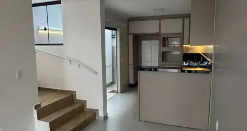 Sobrado para venda em balneário piçarras, armação, 2 dormitórios, 2 suítes, 3 banheiros, 1 vaga