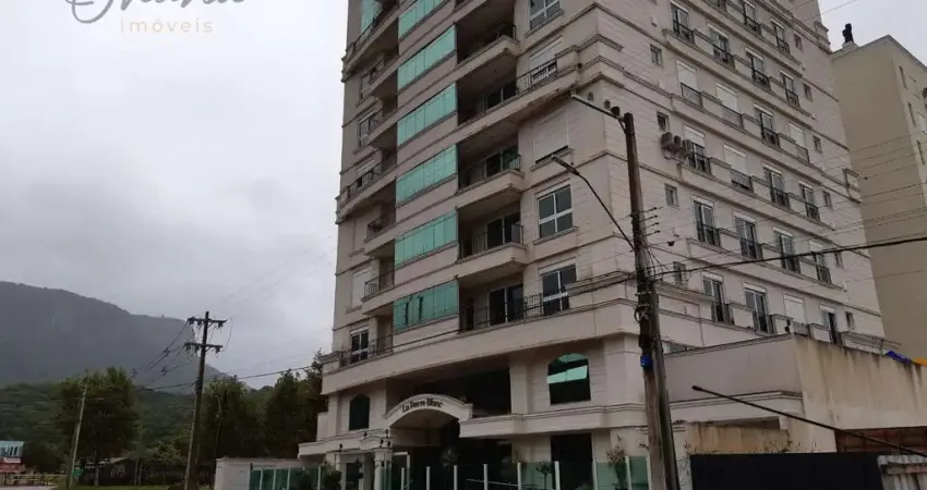 Apartamento com 3 quartos para alugar na Rua do Bunganvília, 494, Pedra Branca, Palhoça