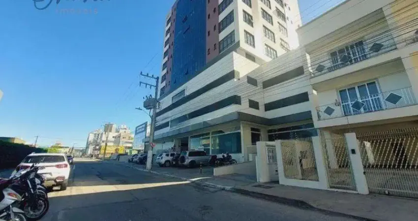 Sala comercial para alugar na Rua Najla Carone Guedert, 838, Pagani, Palhoça