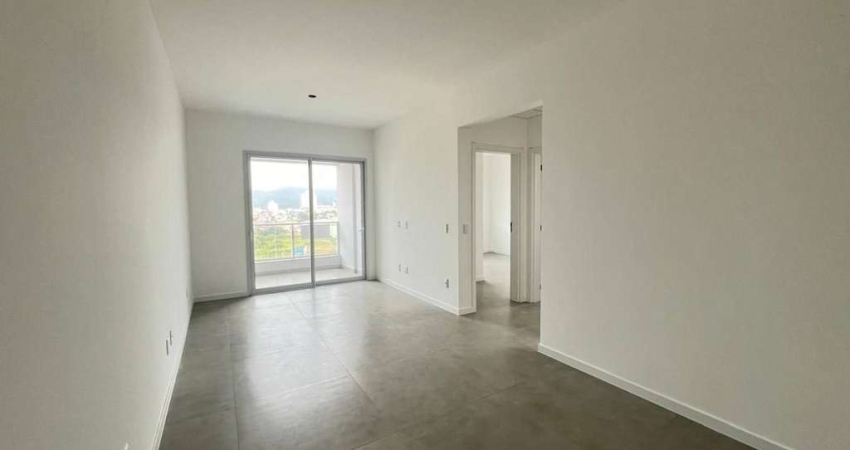 Apartamento com 2 quartos sendo suíte em Barreiros - São José