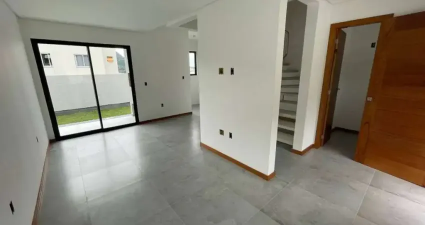 Sobrado de esquina com 3 dormitórios (1 suíte) no caminho novo - palhoça/sc