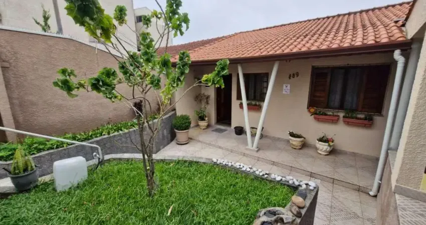 Casa / Sobrado para Venda em Santo André, Vila Guiomar, 2 dormitórios, 2 banheiros, 1 vaga