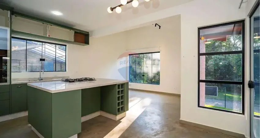Casa em Condomínio, com 120m², 3 quartos, sendo 1 suíte e 4 vagas - Piraquara/PR