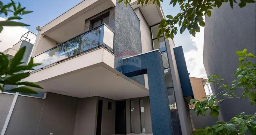 Sobrado novo à venda no Cajuru, com 174m², 3 quartos sendo 1 suíte, terraço